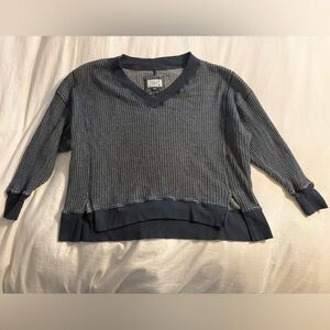 American Eagle Outfitters Black and Gray V-Neck Sweater